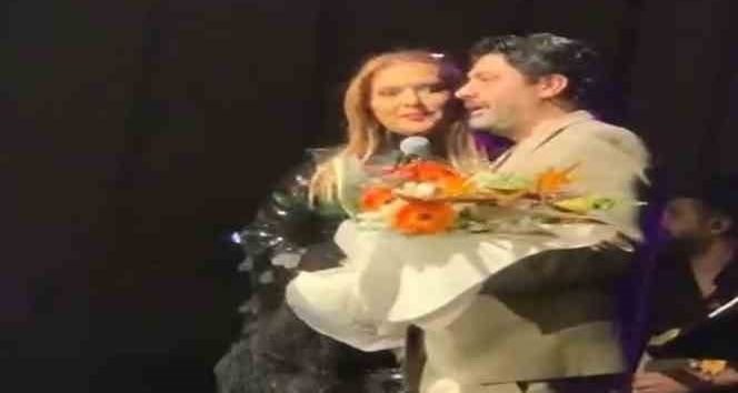 Demet Akalın Marmaris’te İranlılara konser verdi