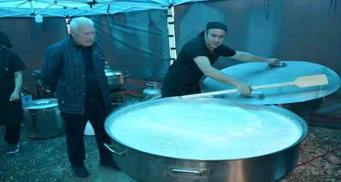 Lapseki Belediyesi deprem bölgesinde vereceği iftar hazırlıklarına başladı