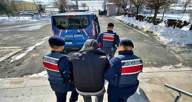 Aksaray’da 10 yıl hapis cezası bulunan şahıs yakalandı