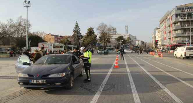 Uşak’ta bin 13 sürücüye para cezası kesildi
