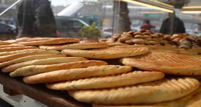 Tescilli Maraş çörekleri Ramazan ayında sofralar için hazırlanıyor