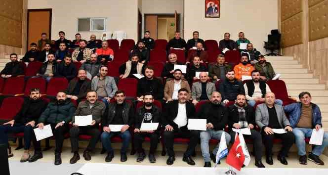 Altınova Belediyesi’nden deprem kahramanlarına teşekkür belgesi