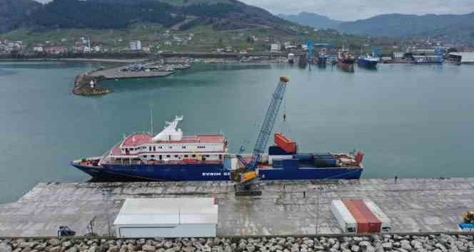 Ünye Limanı hareketlendi
