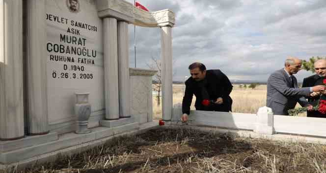 Halk Ozanı Çobanoğlu mezarı başında anıldı