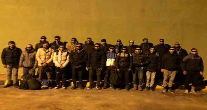 Kırklareli’nde 300 kaçak göçmen yakalandı