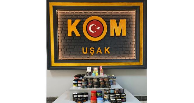 Uşak’ta 30 kilo kaçak nargile tütünü ele geçirildi