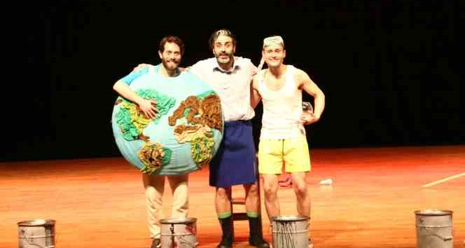 ‘Tek Kullanımlık Hikaye’ NEVÜ’de sahnelendi