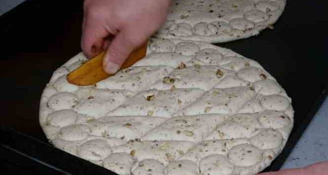 Ramazana özel lezzet tezgahlardaki yerini aldı