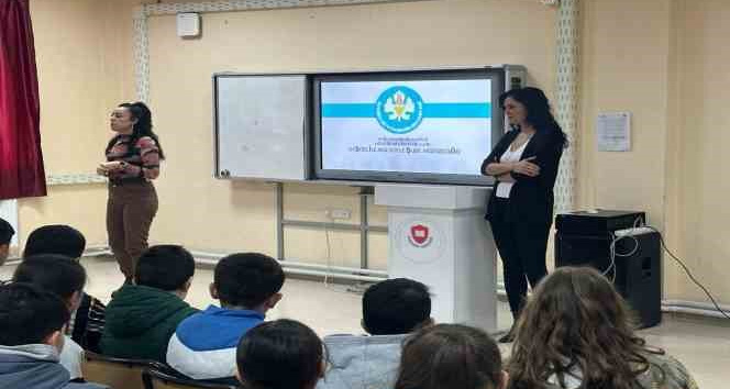 Öğrencilere sivrisinekle mücadele semineri verildi