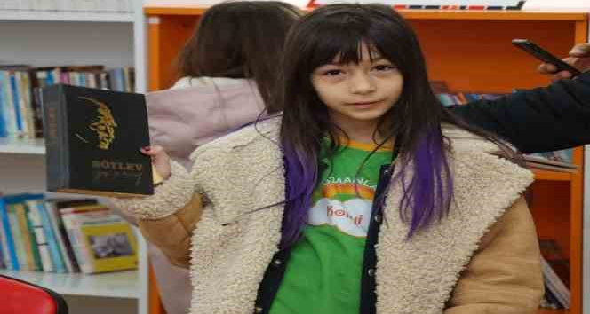 Yalova’da deprem bilinci tiyatro ile aşılanıyor