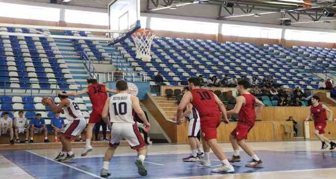 U18 Erkekler Basketbol Bölge Şampiyonası Karaman’da başladı