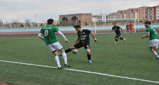 Kars 36 Spor: 6 Iğdır Es Spor: 2