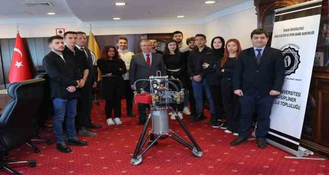Edirne’de roket tasarlayan üniversiteliler finalde yarışacak