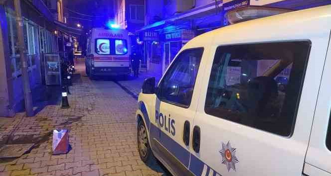 Sevgili çiftin kavgası kanlı bitti: Kadın, sevgilisini bıçaklayarak öldürdü