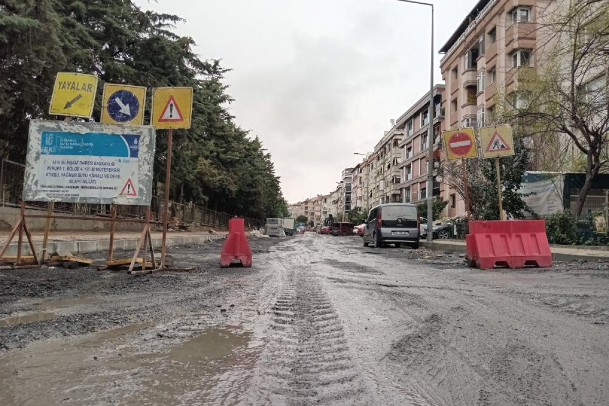 Bakırköy’de hastane yolu, İSKİ’nin altyapı çalışması nedeniyle 6 aydır kapalı