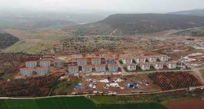 Depremin merkezi ovaya inince yıkıldı: Pazarcık, ilk yerleşim yerine geri dönüyor