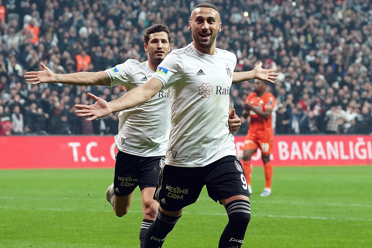 Cenk Tosun, Fenerbahçe’ye ilk golünü atmanın peşinde