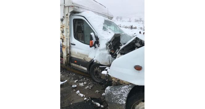 Şırnak’ta öğrenci servisi kaza yaptı: 11 öğrenci yaralı