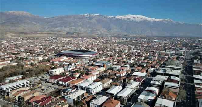 Erzincan’da şubat ayında genel ticaret sistemine göre ihracat 2 milyon 368 bin dolar, ithalat 181 bin dolar oldu