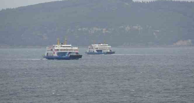 Bozcaada ve Gökçeada’ya bazı feribot seferlerine fırtına engeli