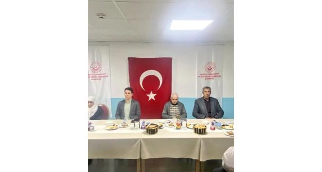 Kars Valiliği Huzur Evi sakinlerini unutmadı