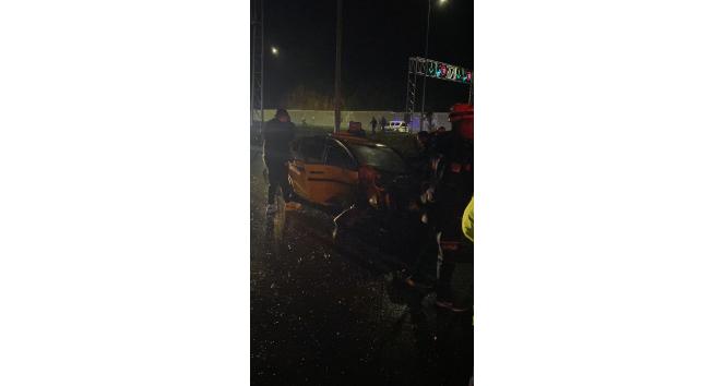 Tünel çıkışındaki kazada yolcu hayatını kaybetti, 2 kişi yaralandı