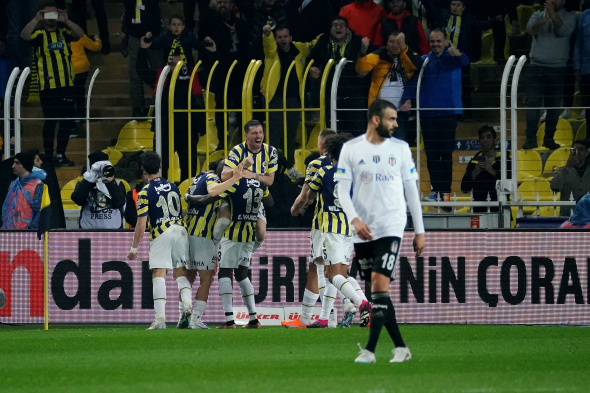 Fenerbahçe-Beşiktaş maçından kareler