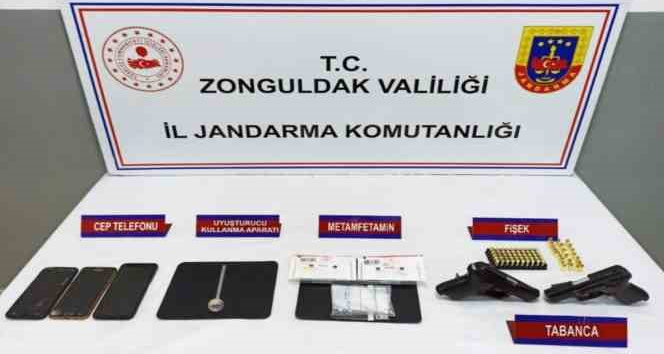 Uyuşturucu operasyonunda 4 şüpheli tutuklandı