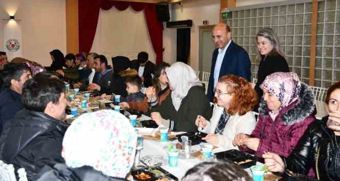 Altınovalı muhtarlar iftarda buluştu