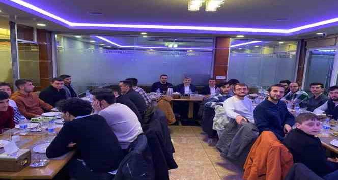 Depremzede öğrencilerle iftar programı düzenlendi