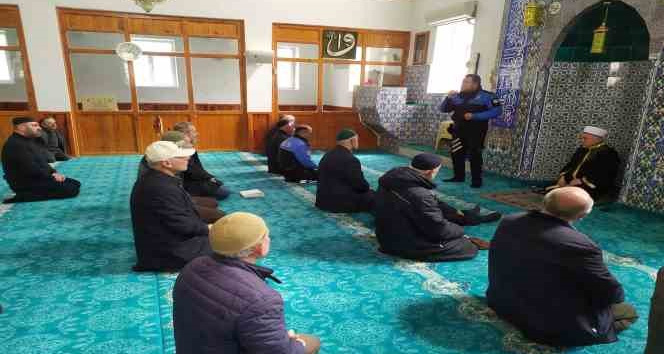 Kırşehir’de polis vatandaşı dolandırıcılık konusunda uyardı