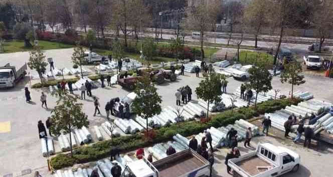 Yalovalı çiftçilere 112 ton sera naylonu dağıtıldı