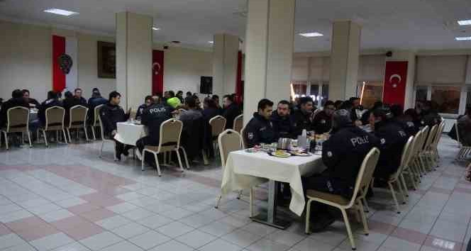 Polis ekipleri sahur sofrasında bir araya geldi
