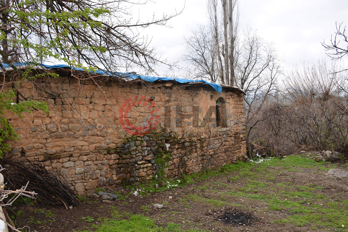 200 yıllık evden bir mahalle çıktı