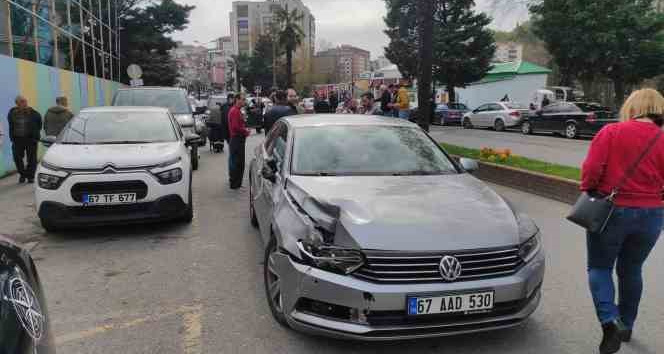 Ereğli’de dikkatsiz sürücü, hasara yol açtı
