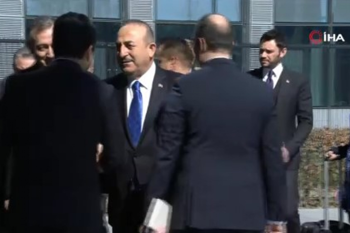 Bakan Çavuşoğlu, NATO Karargahına geldi