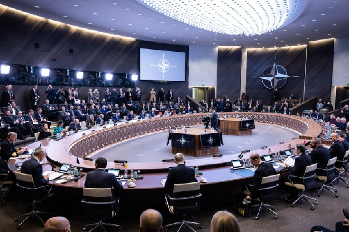 Dışişleri Bakanı Çavuşoğlu, NATO-Ukrayna Komisyonu Toplantısı'na katıldı