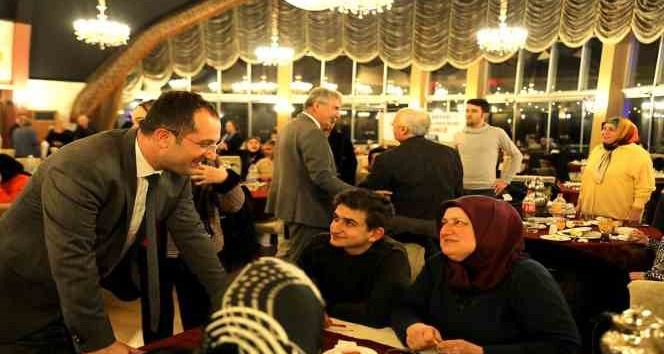 Akçaabat Belediye Başkanı Ekim şehit aileleriyle birlikte oruç açtı