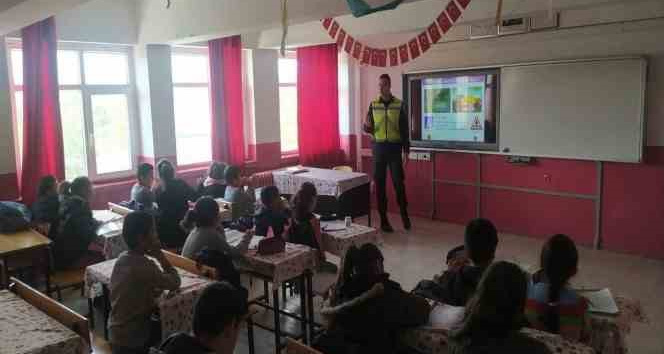 Yozgat’ta öğrencilere trafik eğitimi verildi