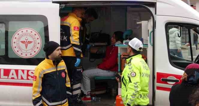 Yozgat’ta hafriyat kamyonu ile öğrenci servisi çarpıştı: 7 yaralı