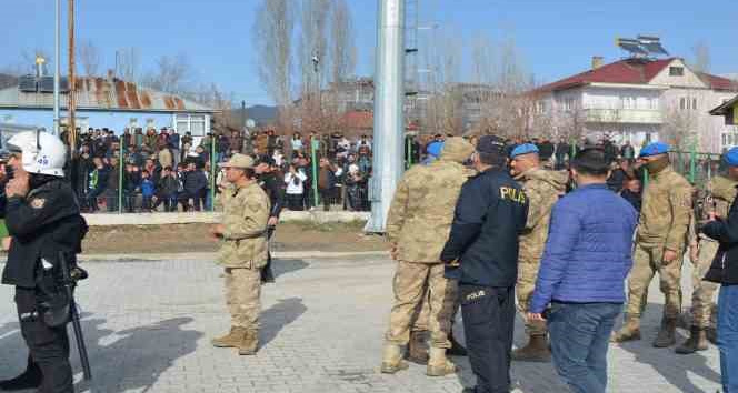 Amatör maçta olaylar çıktı, polis TOMA ile müdahale etti