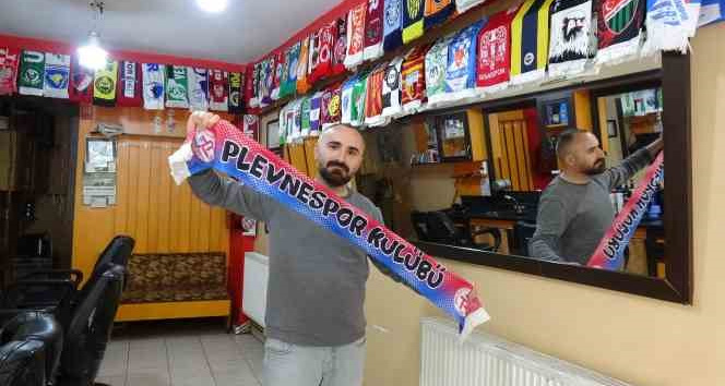 Bu berberi görenler dilek ağacı sanıyor