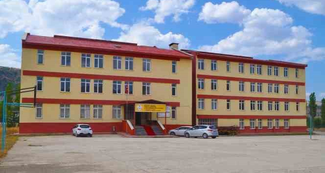 Kahramanmaraş Depremi sonrası Giresun’da riskli bulunan 5 okul binası boşaltıldı