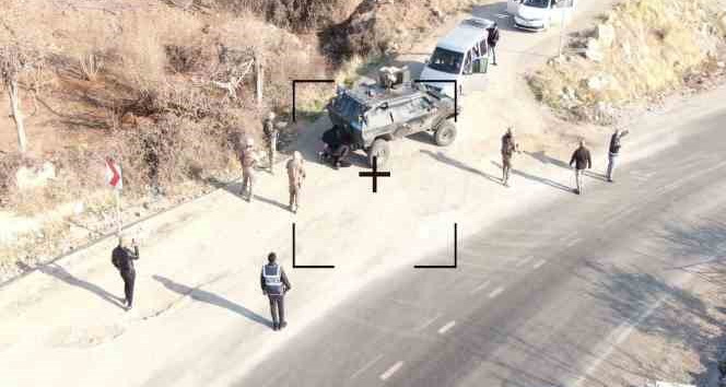 Şırnak polisinden nefes kesen silahlı soygun tatbikatı