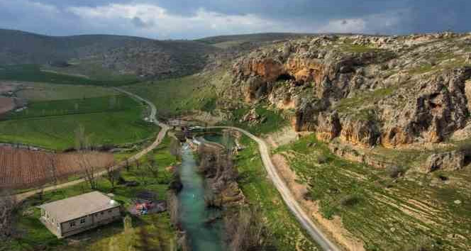 Mardin’in saklı cenneti Karasu Çayı ziyaretçilerini bekliyor