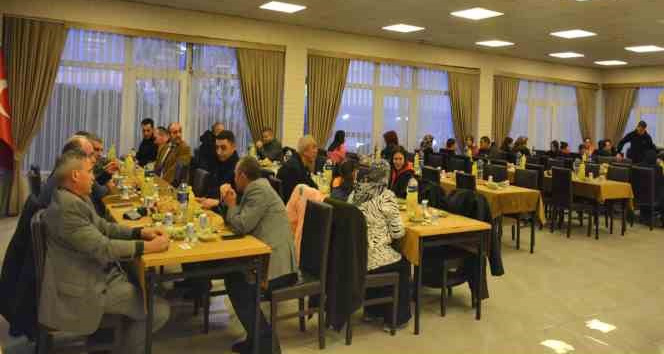 Lapseki’de kardeşlik iftarı düzenlendi