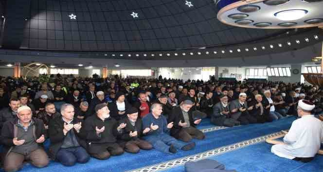 Erzincan’da şehitler için mevlit okutuldu