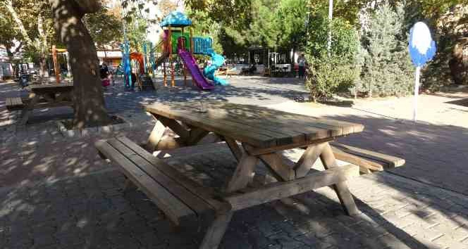 İpek Kürşat cinayeti öncesi şüpheliler, otomobil ile parkın çevresinde keşif yapmış