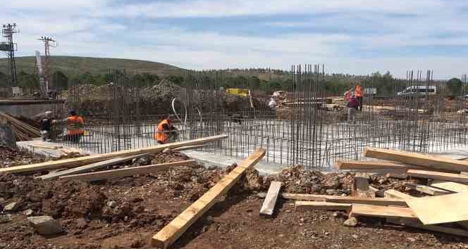 Can kaybının yaşanmadığı mahallede ’köy evleri’ inşa ediliyor: Temeller sağlam zemine atıldı