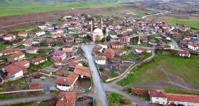 Bu köyde 5 yıldır tek iftar sofrası kuruluyor